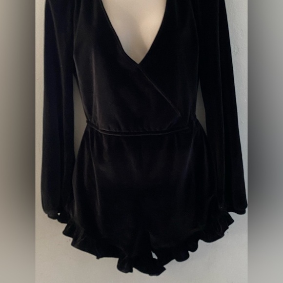 Laura Byrnes pin up  couture girl California goth Elegant Black Velvet Jumpsuit - Picture 6 of 9